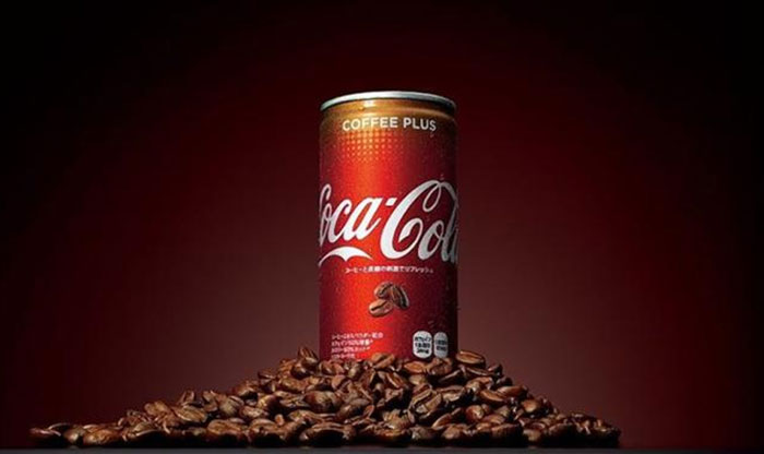 Coca-Cola lança versão turbinada com 50% a mais de cafeína no Japão