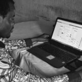 Facebook Ads Instagram Ads em ambiente profissional